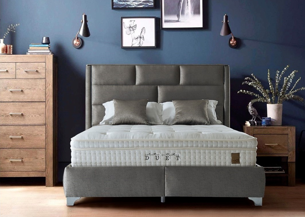 Тапицирана спалня Starex в цвят Silver