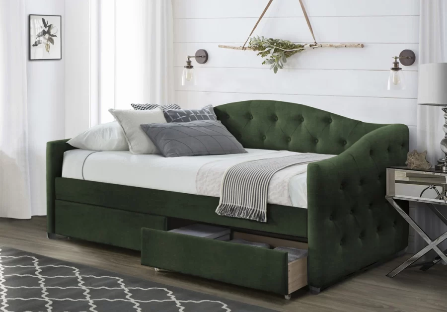 Тапицирани легла в Казанлък