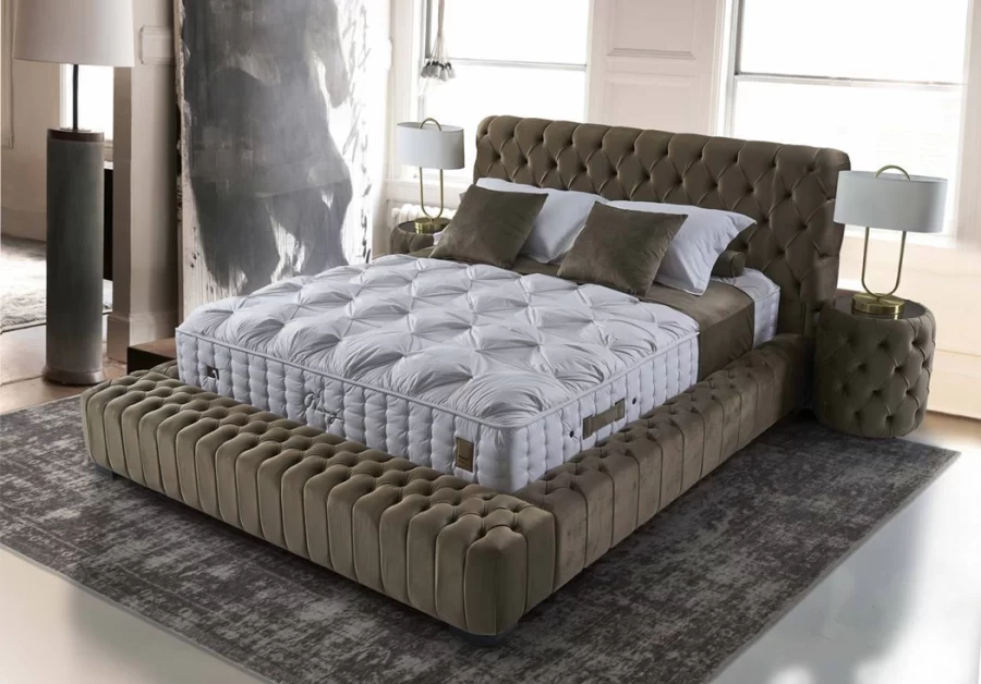 Тапицирани легла в Смолян