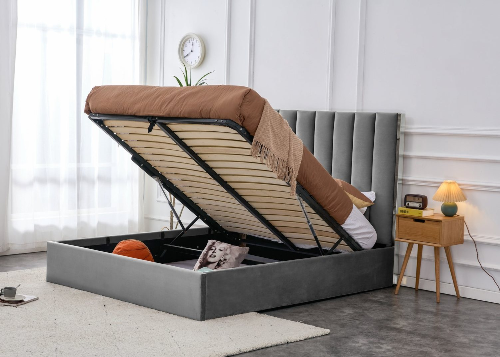 Alternative view of Тапицирано легло Palazzo Сиво