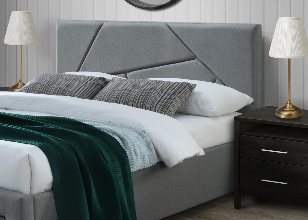 Alternative view of Тапицирано легло Valery